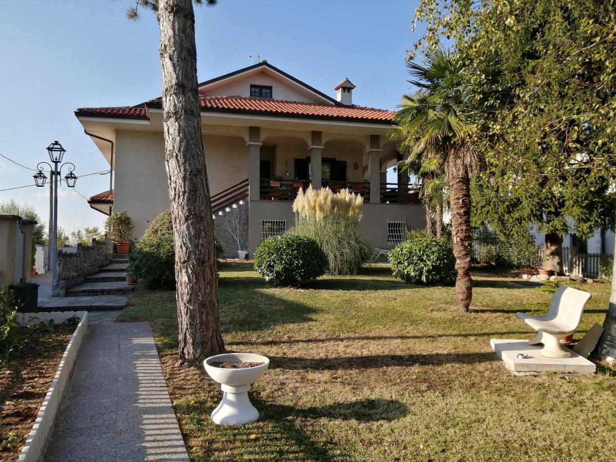 Amo' Le Langhe Narzole Exterior foto