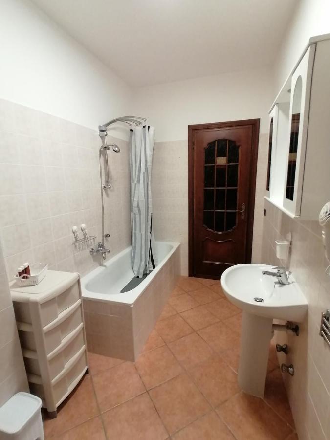 Amo' Le Langhe Narzole Exterior foto